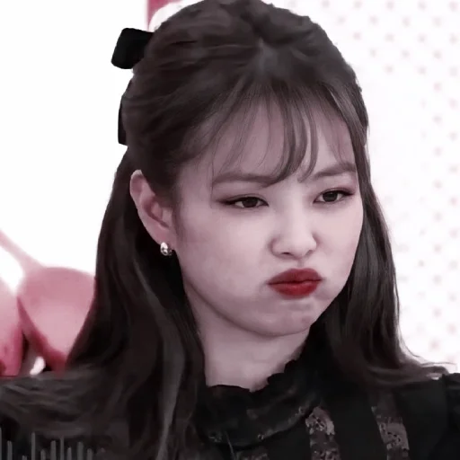 jᴇnniᴇ | ᴛᴀᴇnᴀdnq