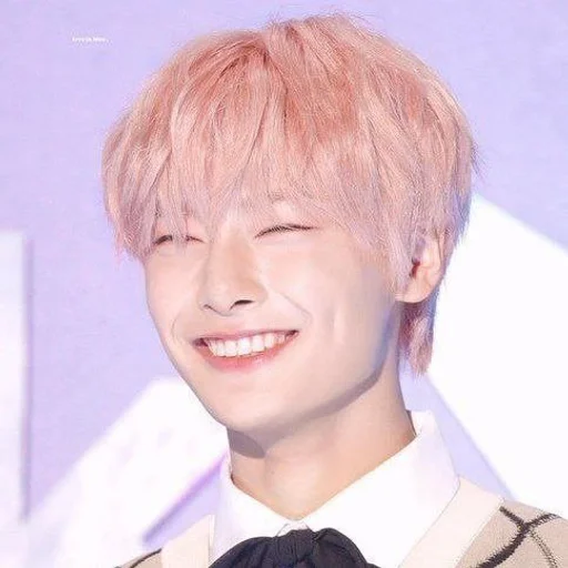 jeongin♡ from @stray_kids_hel_p :: @fStikBot