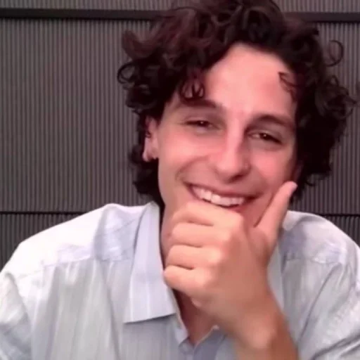 Оуэн Пейнтер😼 @TgEmodziBot