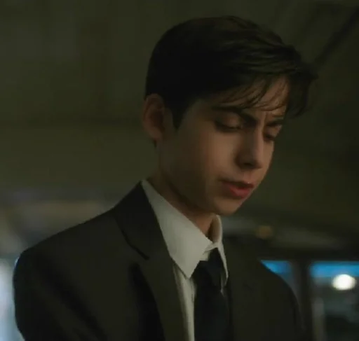 Five Hargreeves by: 🔪🔍