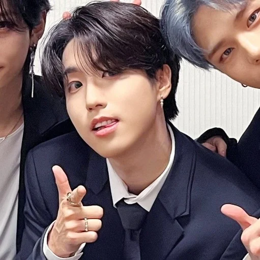 Хан Джинсон ворд доминейшен :: @fStikBot