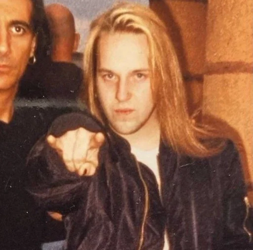 алексей лайхович :: @fStikBot