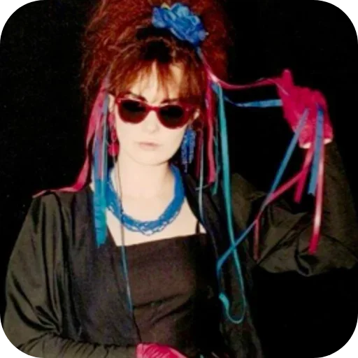 𝑺𝒕𝒓𝒂𝒘𝒃𝒆𝒓𝒓𝒚 𝑺𝒘𝒊𝒕𝒄𝒉𝒃𝒍𝒂𝒅𝒆 𝒃𝒚