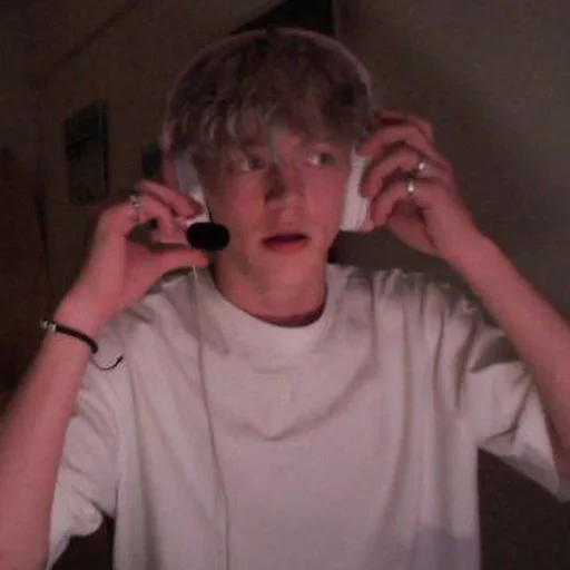 Парадеевич ::