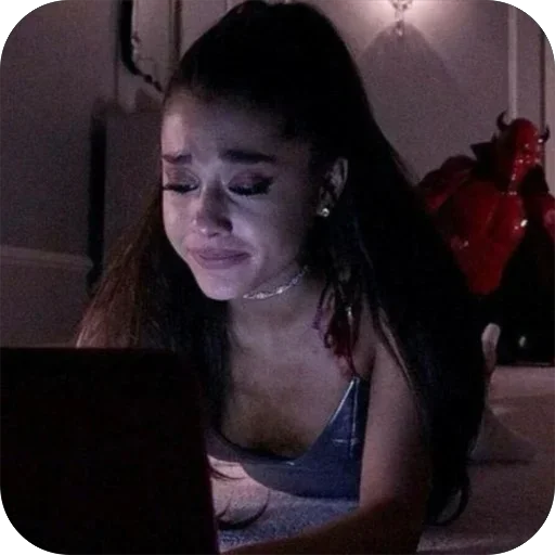 😢