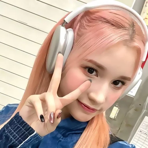 ☃️ bahiyyih by @helpfrluo :: @fStikBot